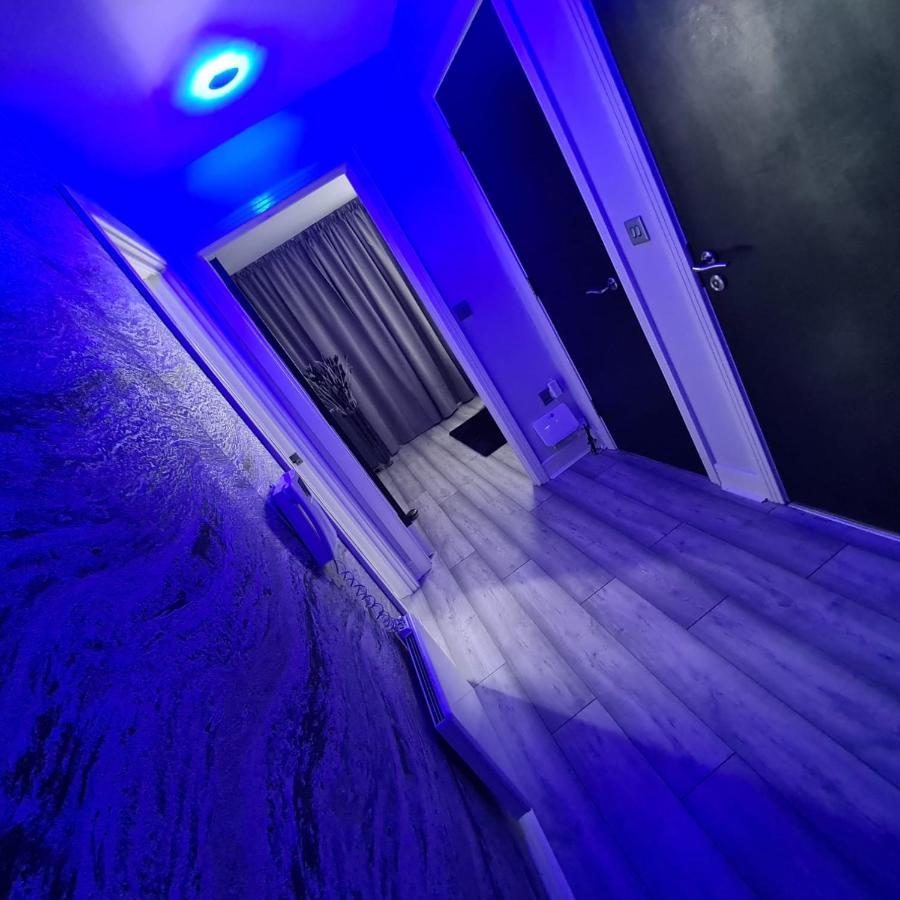 Luxury 9Ine Penthouse With Garden & Jacuzzi Lägenhet Birmingham Exteriör bild